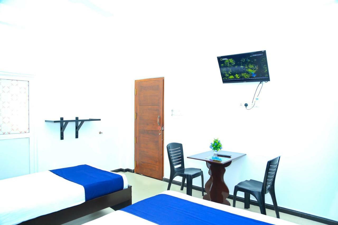 Blue Diamond Resort Trincomalee Exterior foto