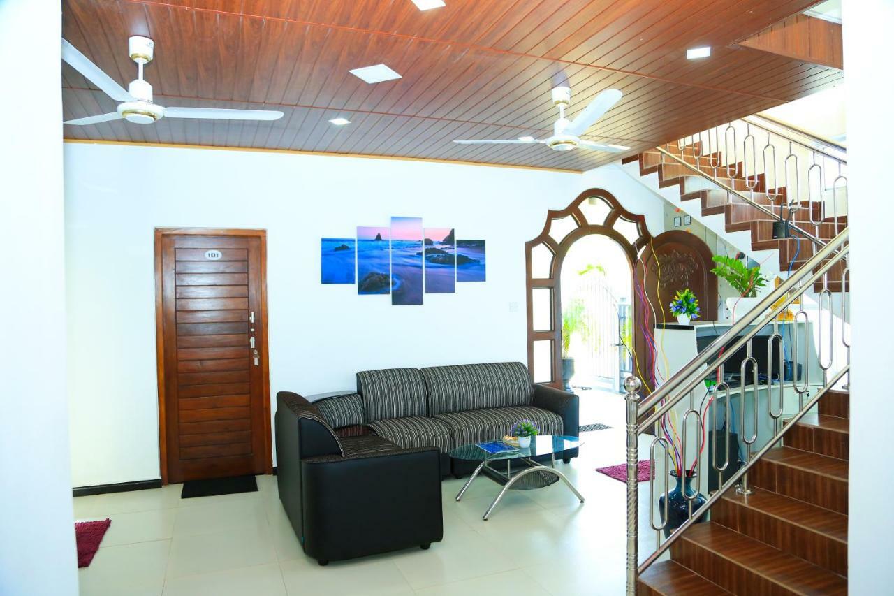 Blue Diamond Resort Trincomalee Exterior foto