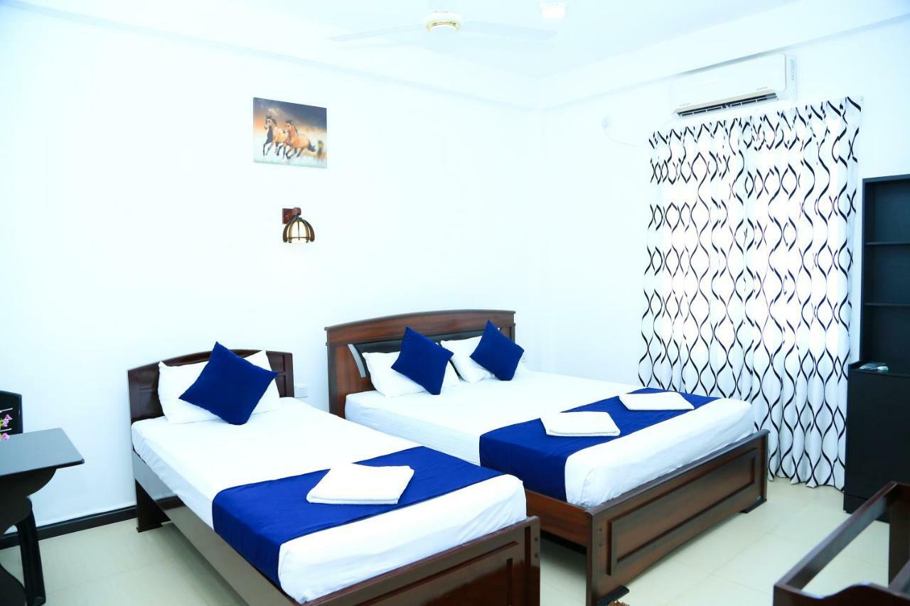 Blue Diamond Resort Trincomalee Exterior foto